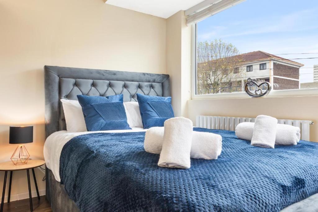 Twickenham Homes Isleworth Extérieur photo