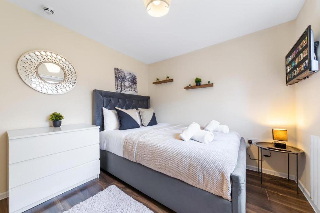 Twickenham Homes Isleworth Extérieur photo