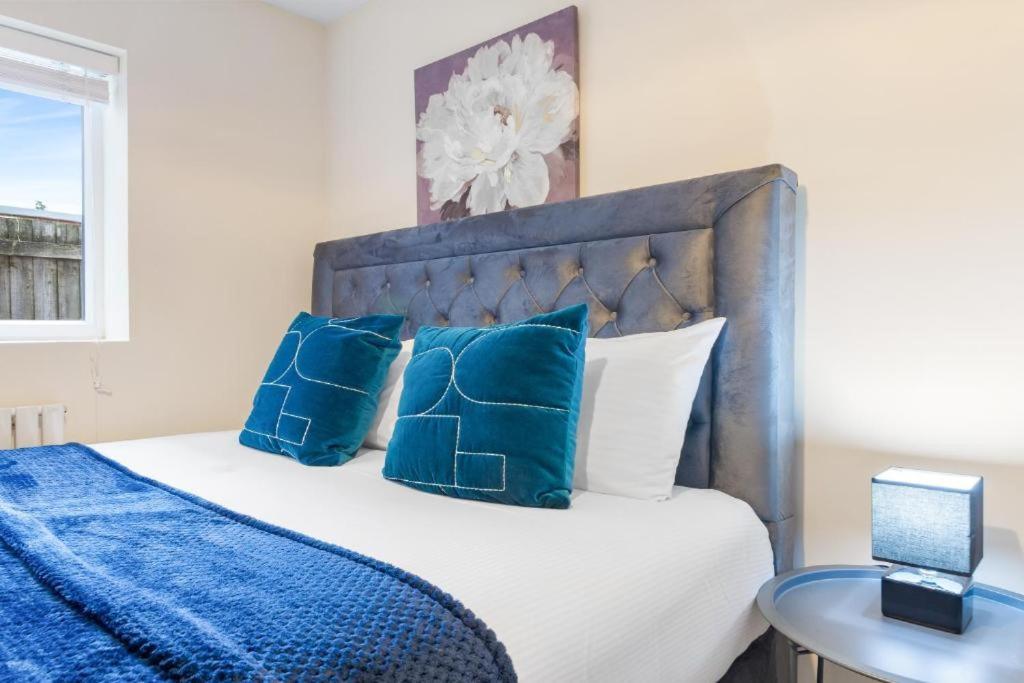 Twickenham Homes Isleworth Extérieur photo