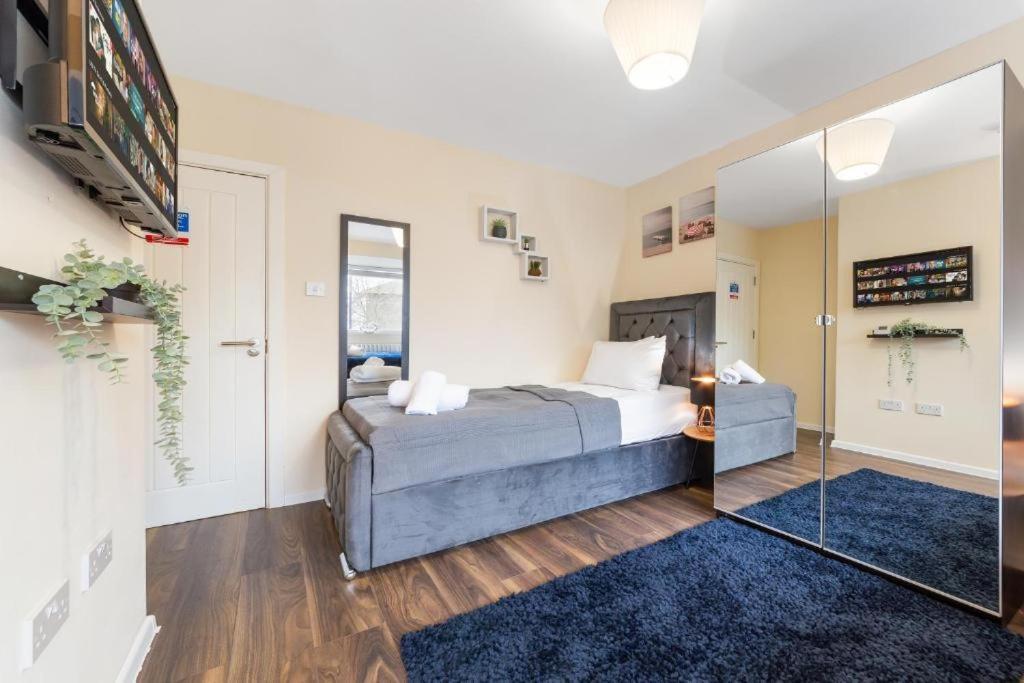 Twickenham Homes Isleworth Extérieur photo