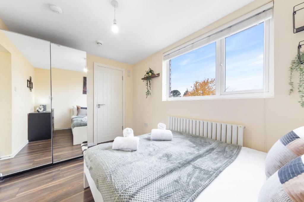 Twickenham Homes Isleworth Extérieur photo